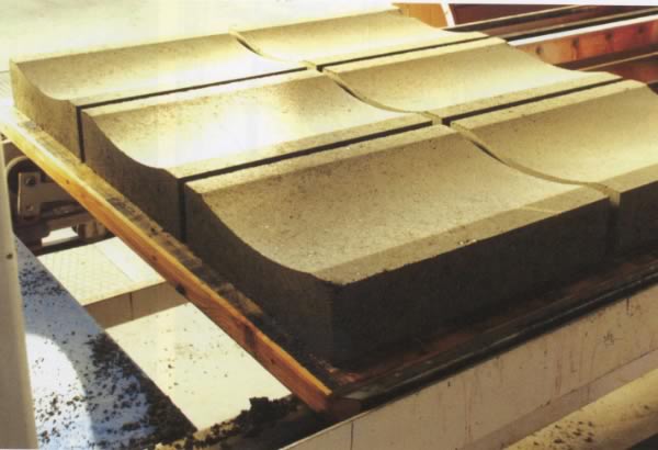 Betonska kanalica (plitka) 50x40x10 cm