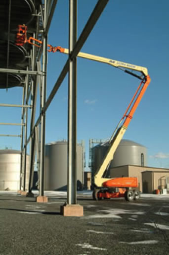 Diesel zglobna hidraulična platforma JLG 1250 AJP
